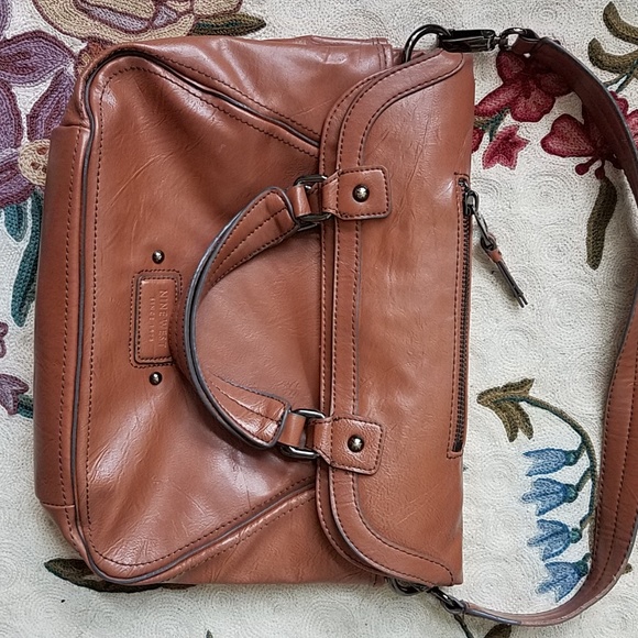 Nine West camel shoulder bag - Picture 4 of 5